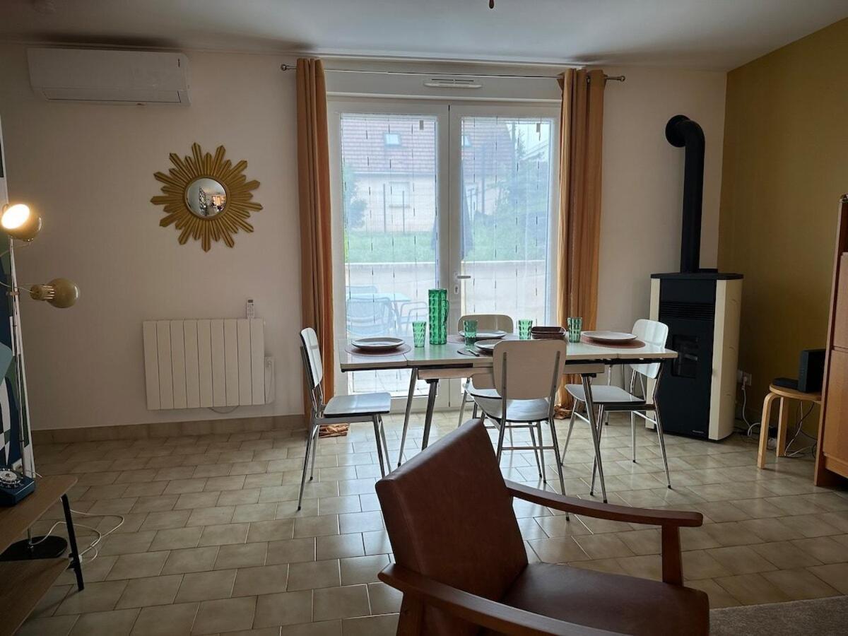 Apartament Maison Seventies Climatisee, Parking Prive Chablis Zewnętrze zdjęcie