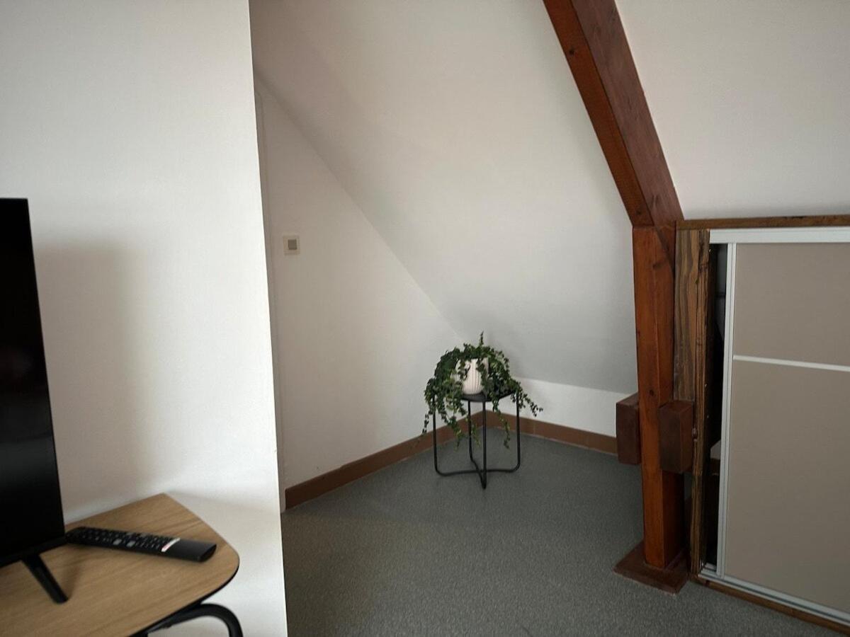 Apartament Maison Seventies Climatisee, Parking Prive Chablis Zewnętrze zdjęcie