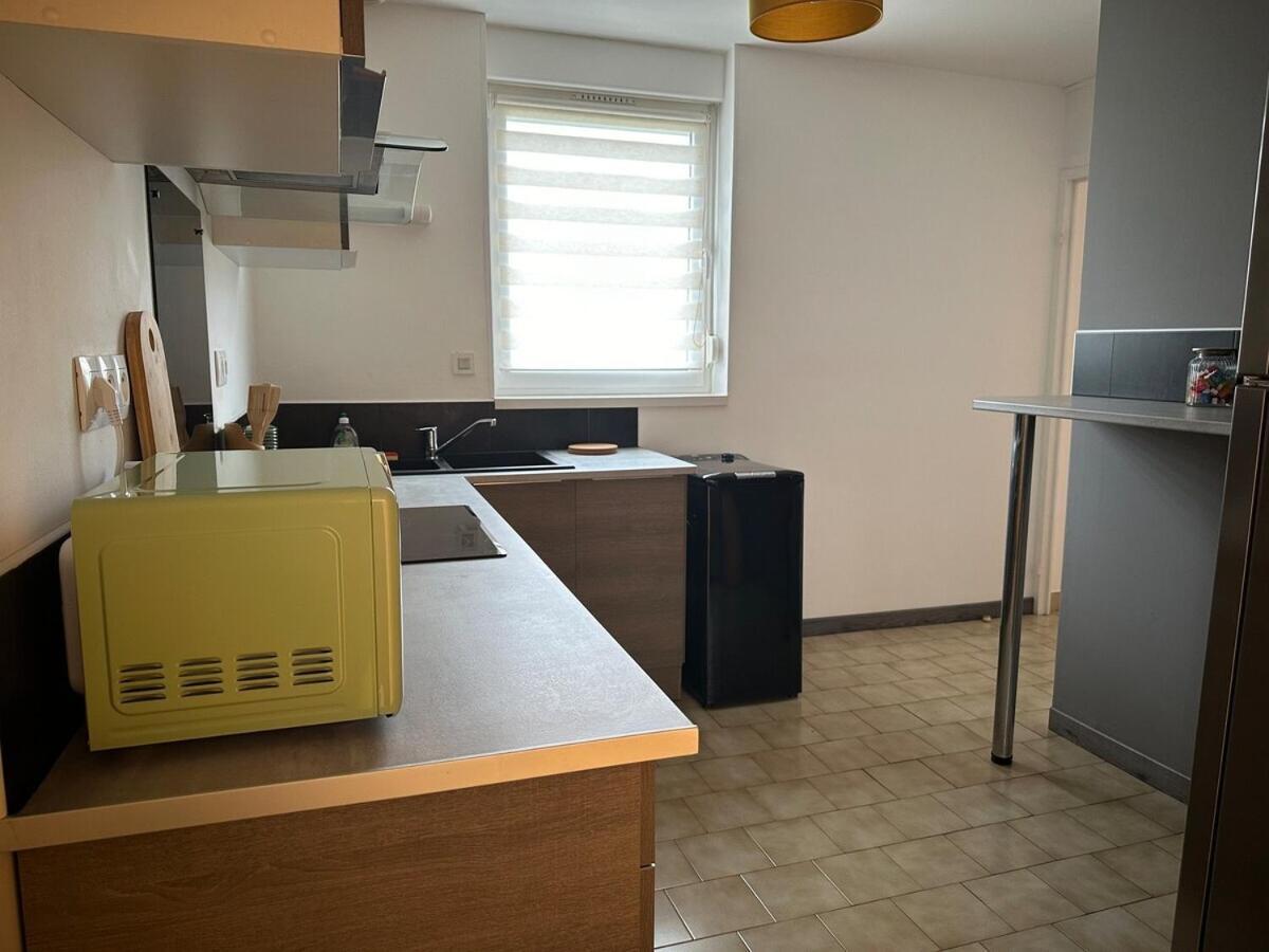 Apartament Maison Seventies Climatisee, Parking Prive Chablis Zewnętrze zdjęcie